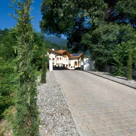 Pschoalhof Farm stay Lana